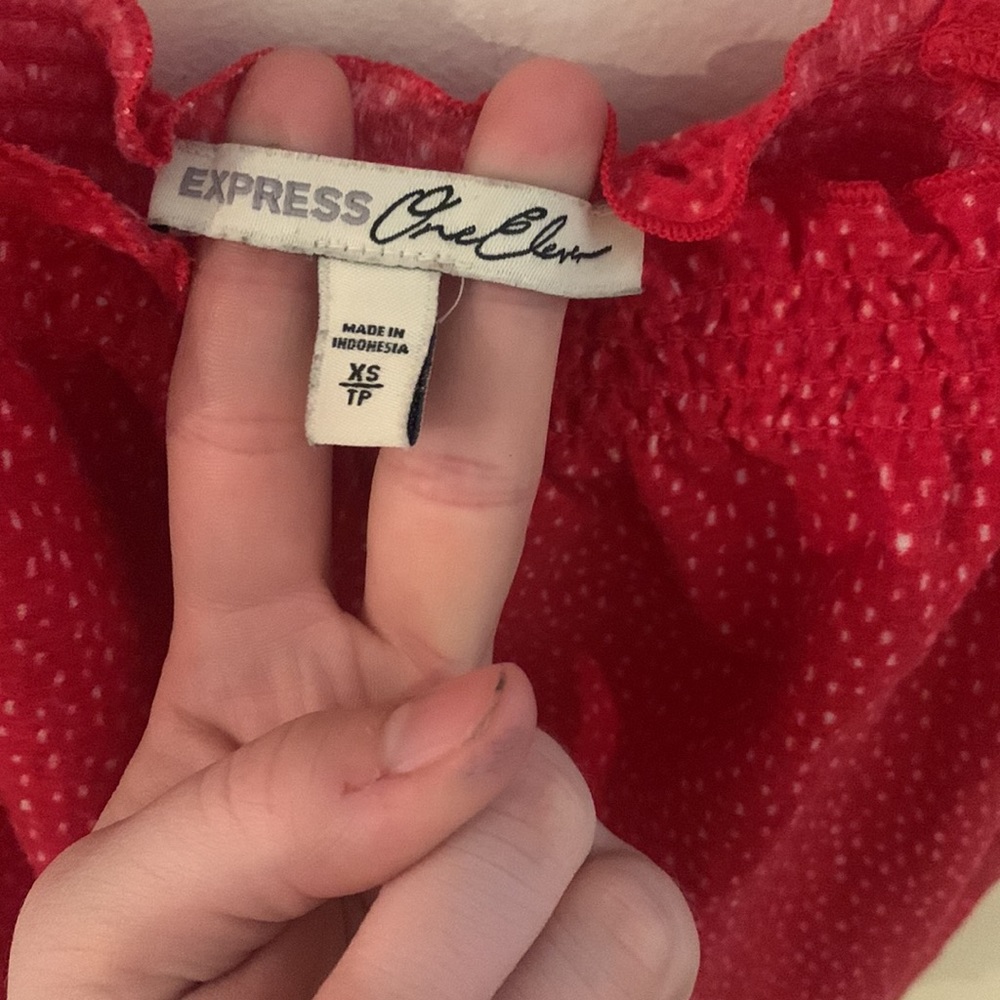 Express Crop Top - Picture 3 of 3